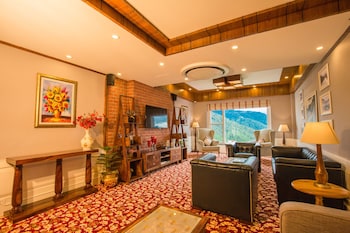 The Retreat Mashobra,,3 star