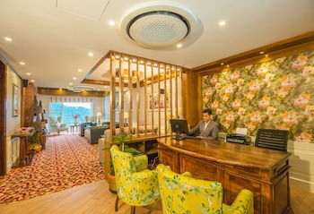 The Retreat Mashobra,,3 star