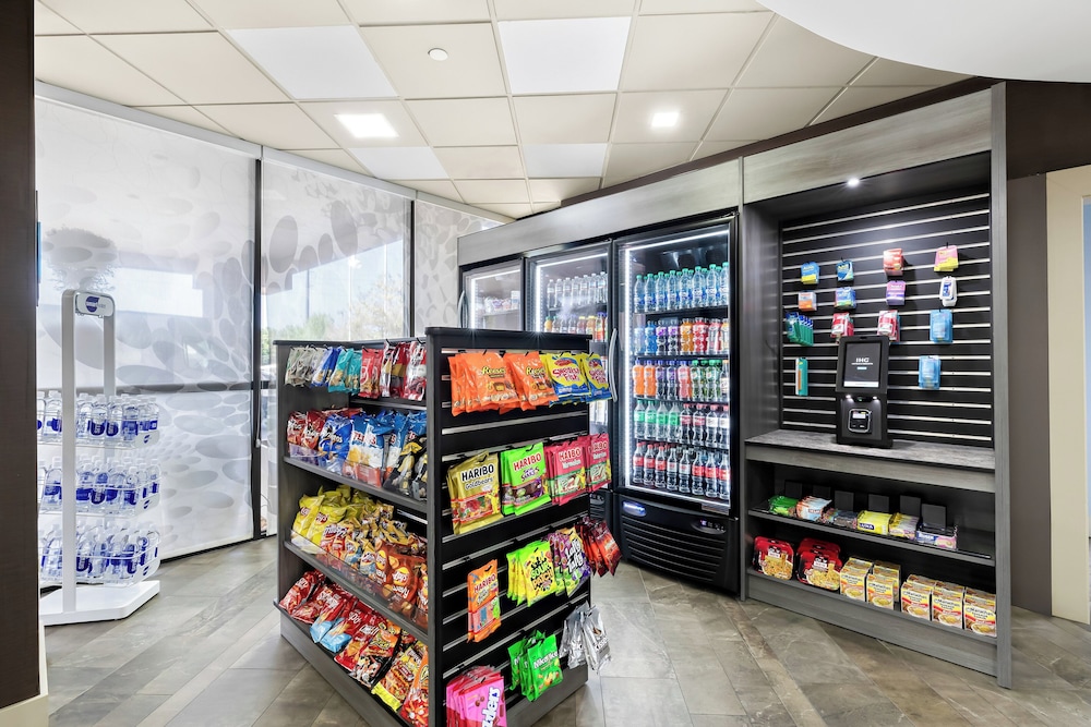 holiday inn express atlanta galleria ballpark area