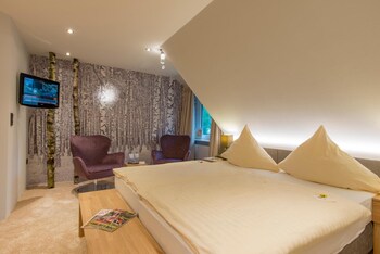 hotel haus hochstein