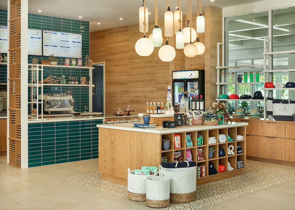 faro blanco resort and yacht club marathon curio by hilton