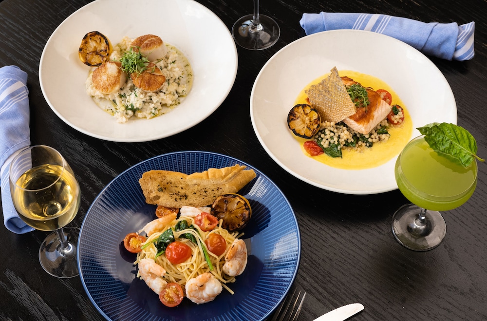 faro blanco resort and yacht club marathon curio by hilton