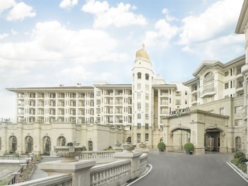 four points by sheraton yangjiang city center