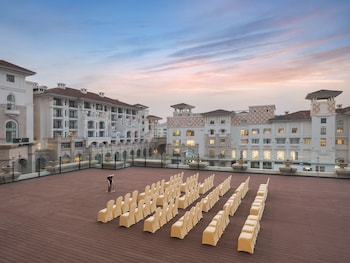 four points by sheraton yangjiang city center