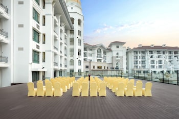 four points by sheraton yangjiang city center