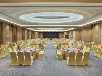 four points by sheraton yangjiang city center