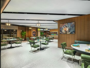 four points by sheraton yangjiang city center