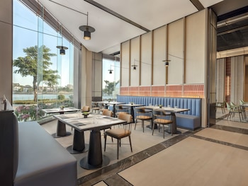 four points by sheraton yangjiang city center