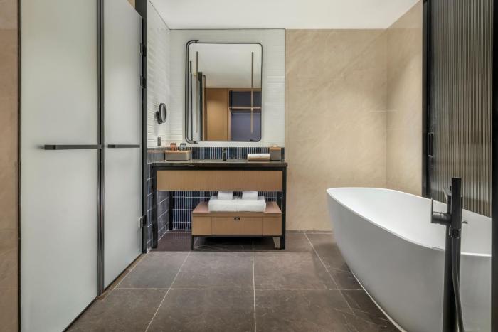 four points by sheraton yangjiang city center