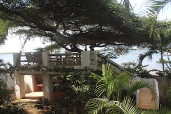 kijani hotel