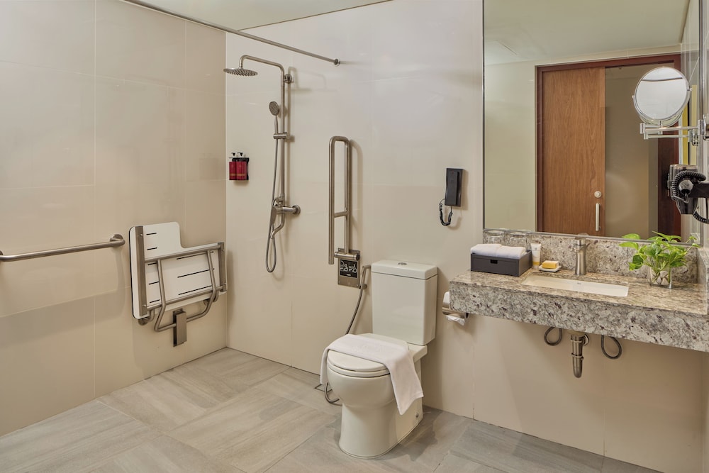 grand westside hotel