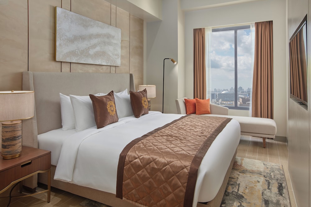 grand westside hotel