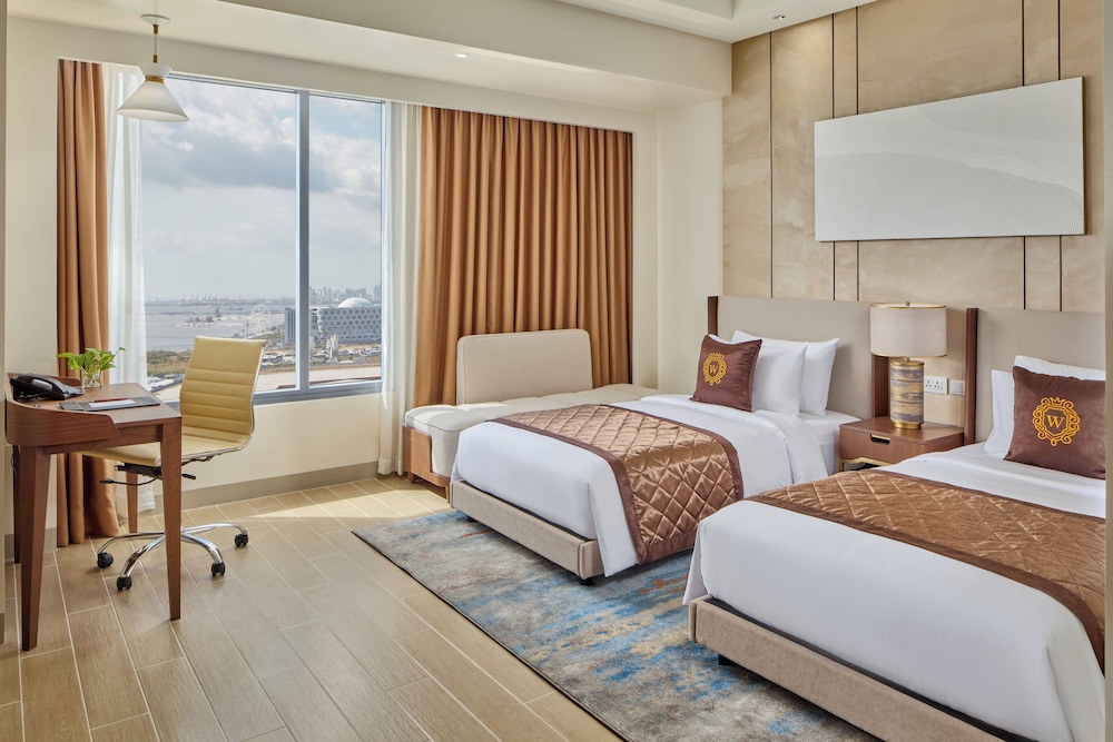 grand westside hotel