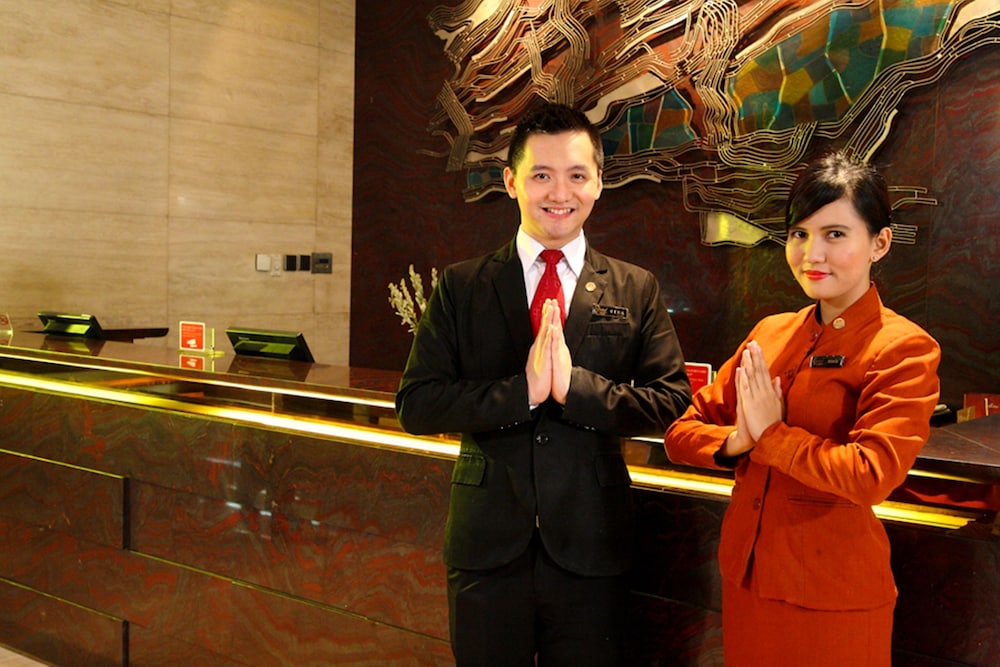 cambridge hotel medan