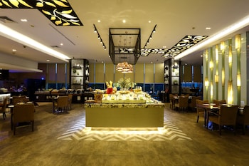 cambridge hotel medan