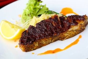 Cambridge Hotel Medan,Near Vihara Gunung Timur,5 star