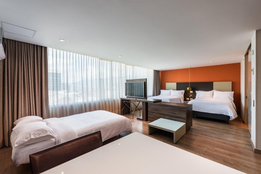 holiday inn express medellin by ihg
