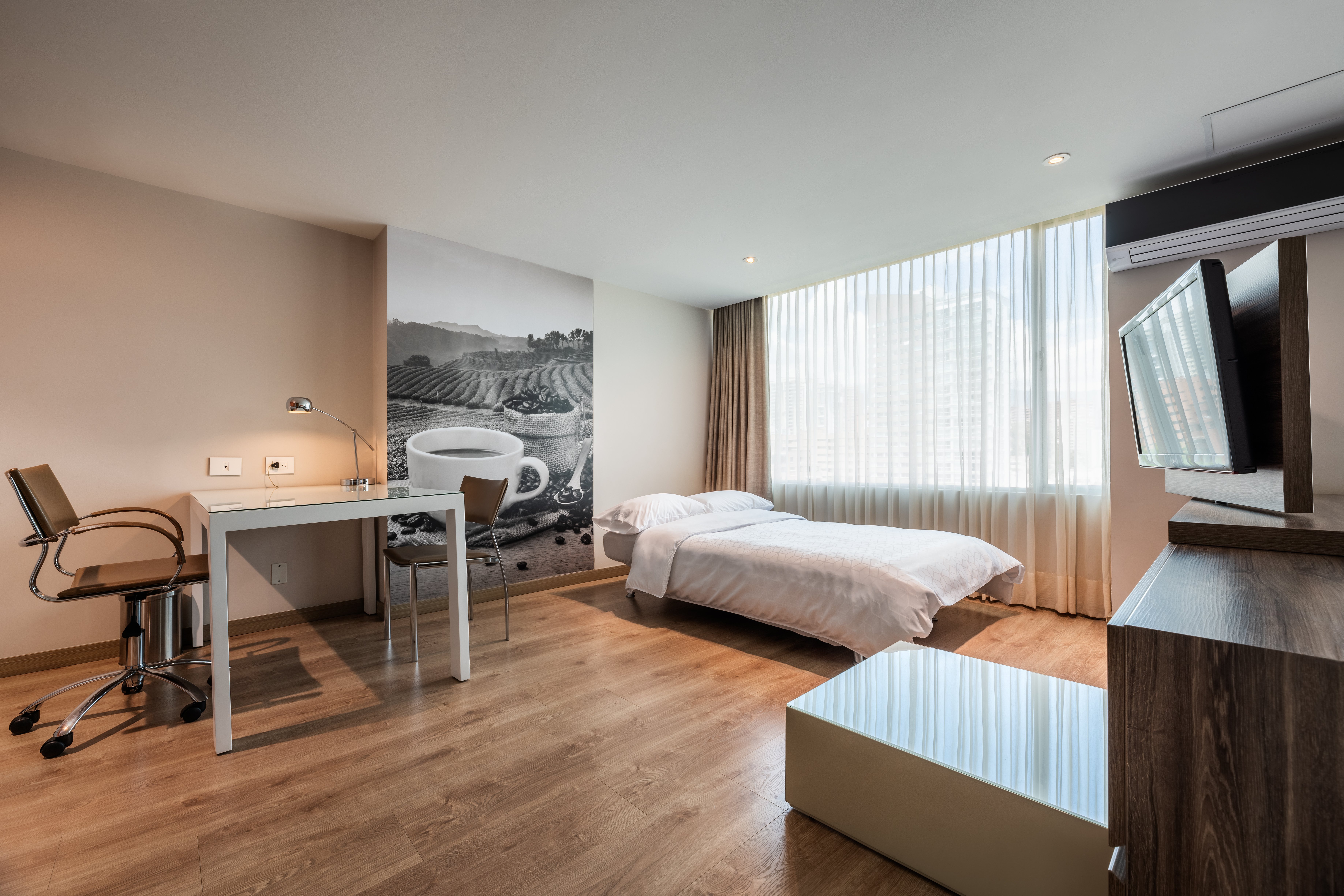 holiday inn express medellin by ihg