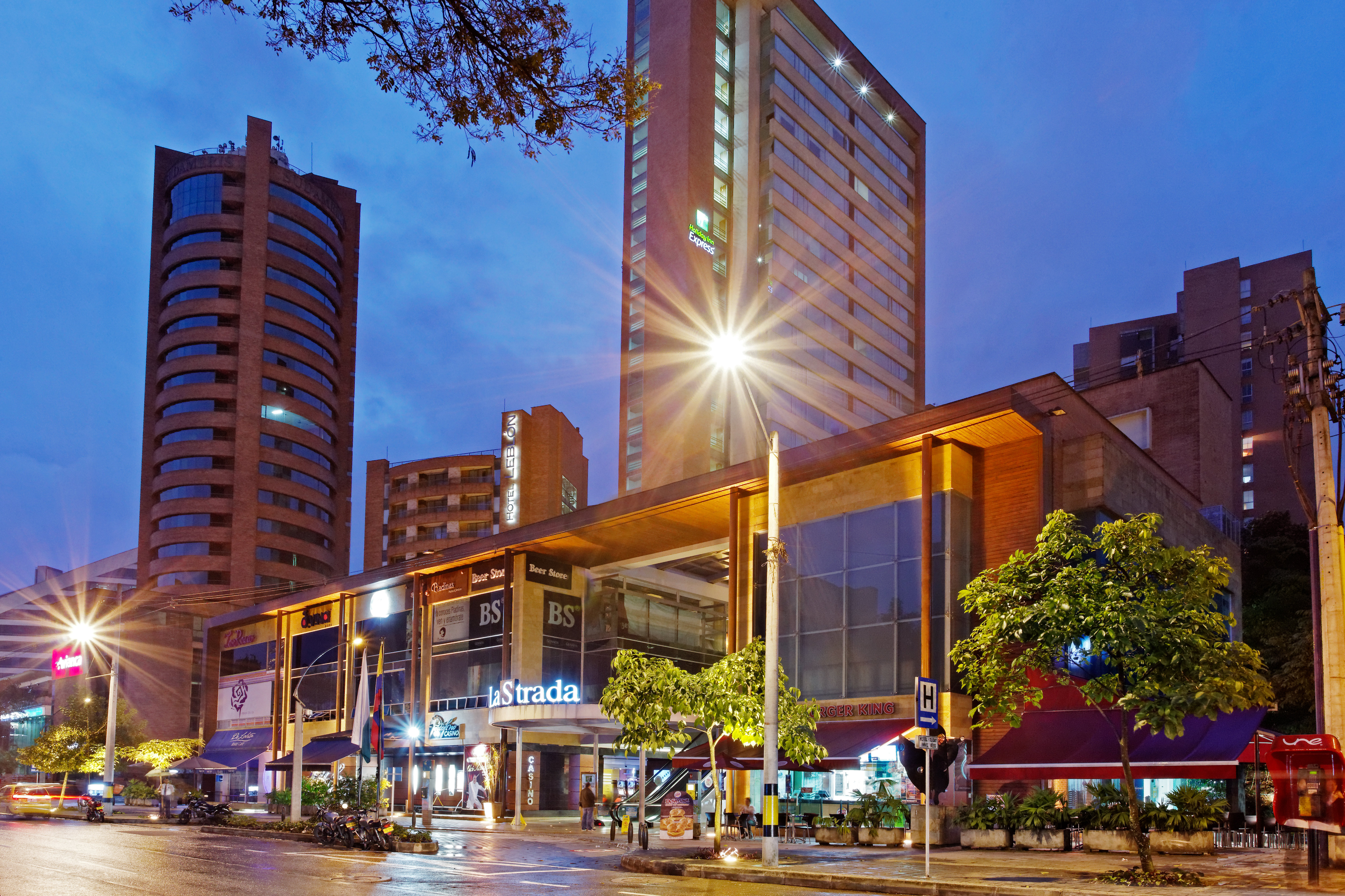 holiday inn express medellin by ihg