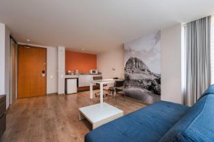 holiday inn express medellin by ihg