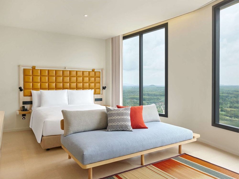 hilton garden inn rayong