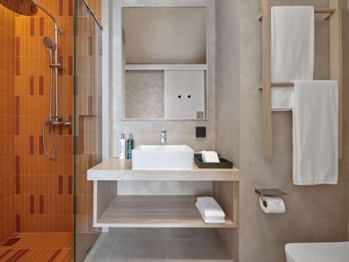 hilton garden inn rayong