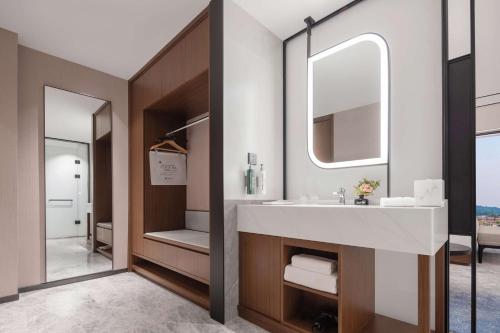 hilton garden inn yichang yiling