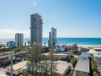 surfers paradise