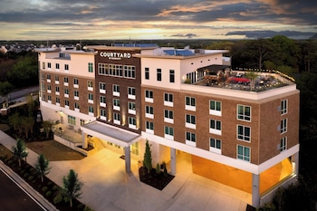 Holiday Inn & Suites Atlanta N - Chamblee Dunwoody,,2 star