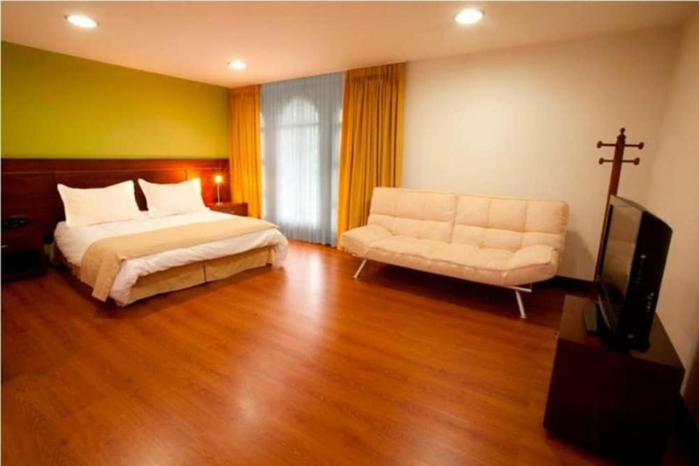 hotel portales del campestre