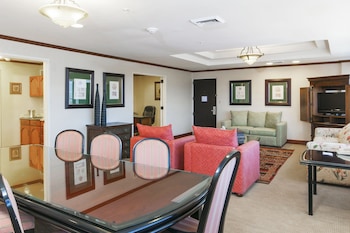 delta hotels by marriott san jose aurola