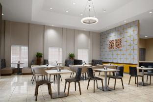 holiday inn select albuquerque airport