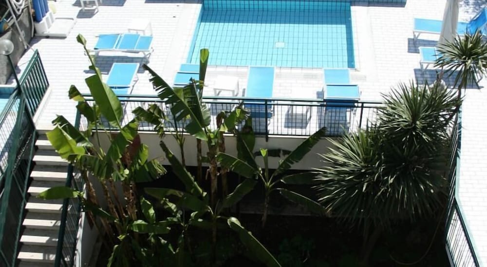 hotel garden