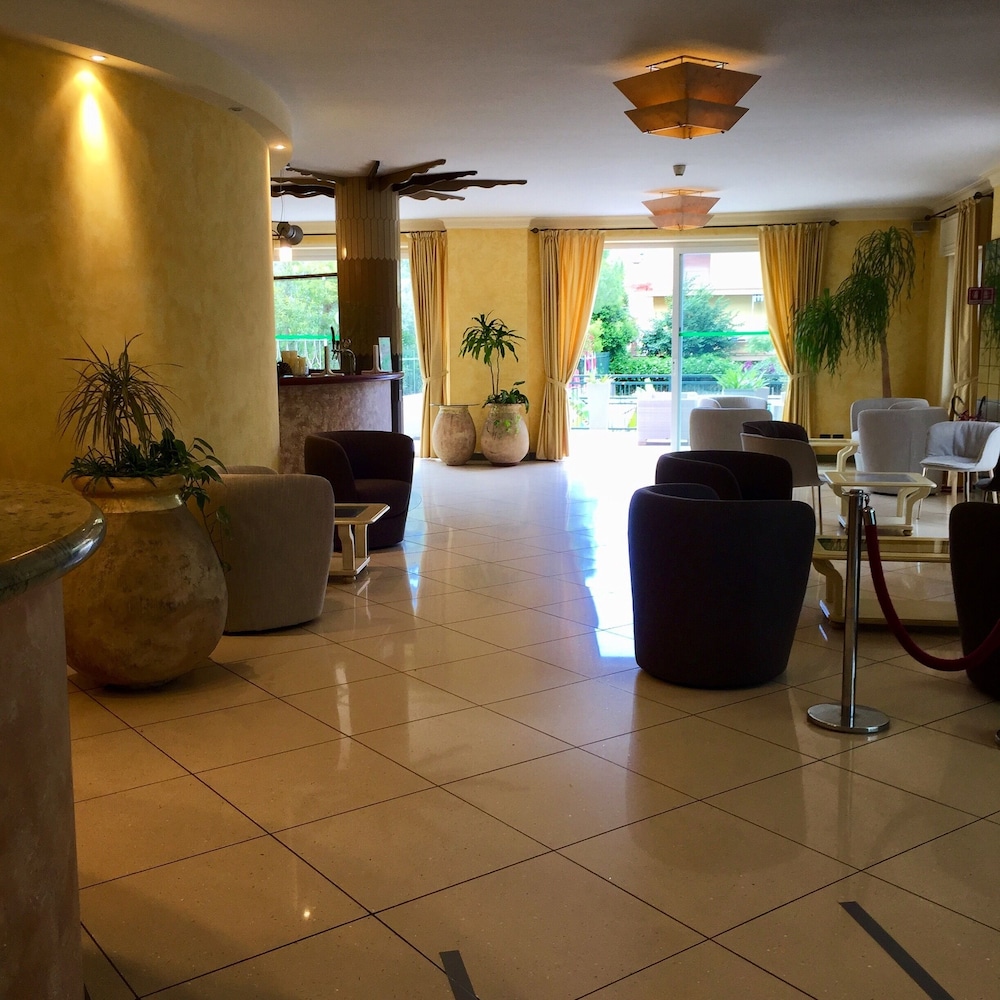 hotel garden