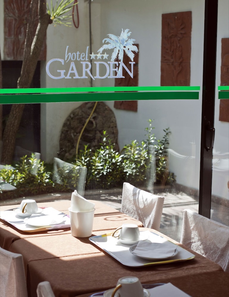 hotel garden