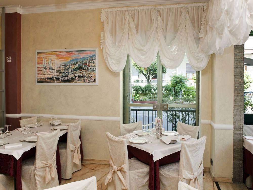 hotel garden