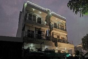hotel signature suites sector 51 noida couple friendly