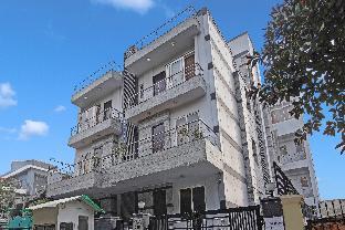 hotel signature suites sector 51 noida couple friendly