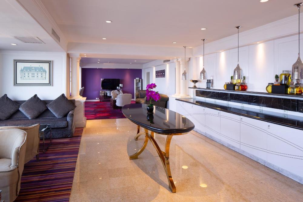 kai wah plaza international hotel