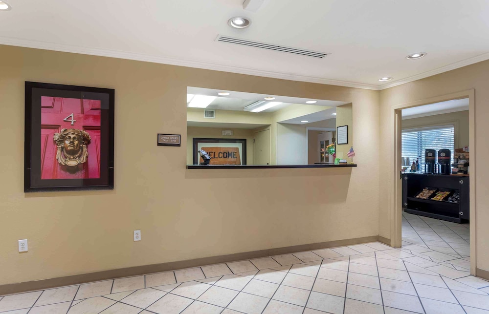extended stay america suites memphis airport