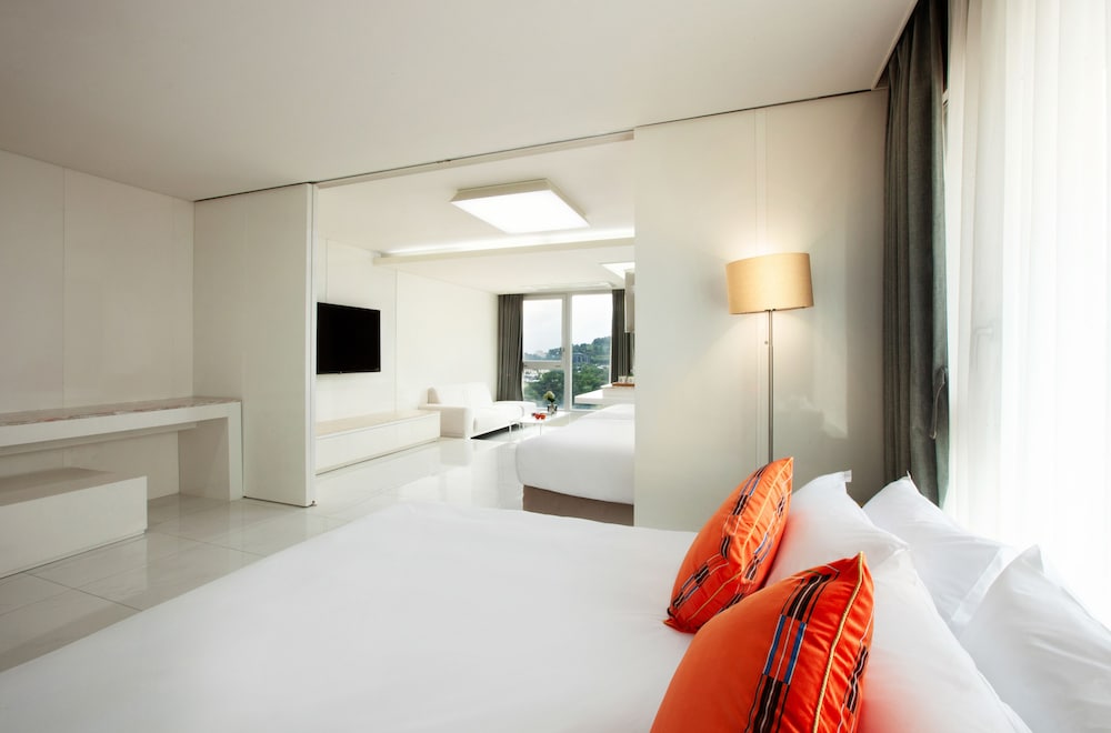 shinshin hotel jeju ocean