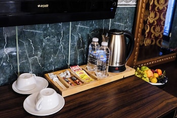 le antique 1892 istanbul