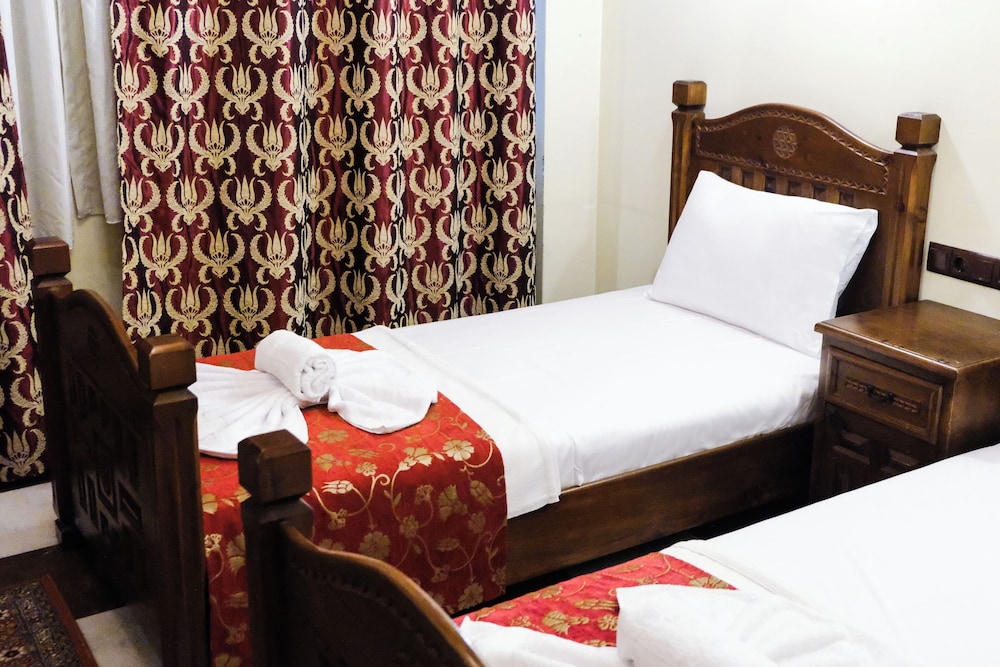 le antique 1892 istanbul