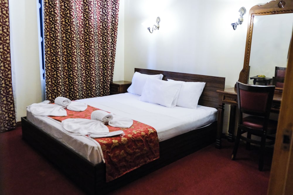 le antique 1892 istanbul