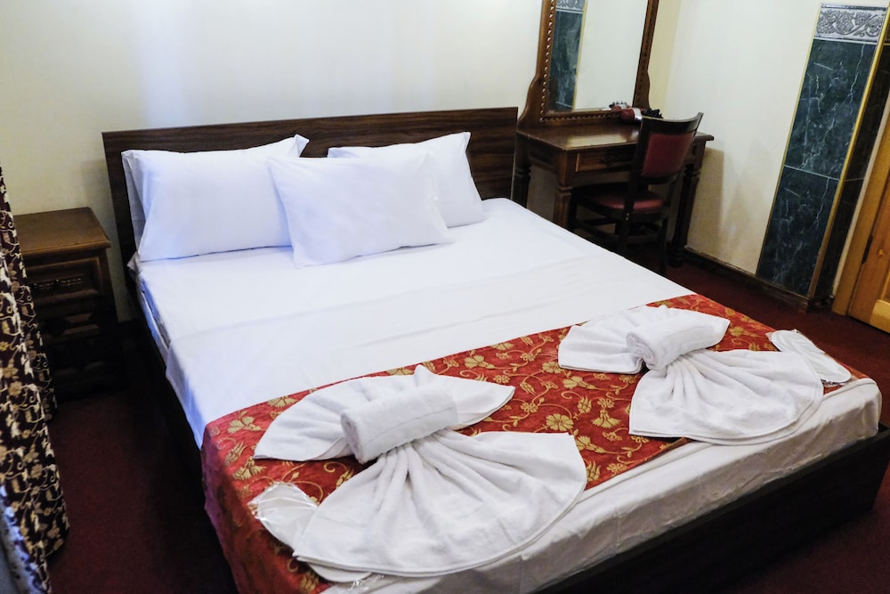 le antique 1892 istanbul