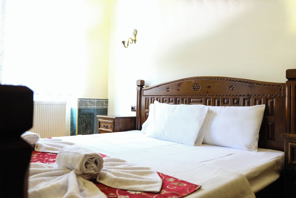 le antique 1892 istanbul