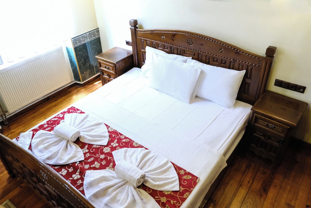 le antique 1892 istanbul