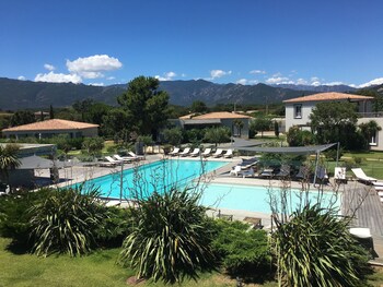 pierre and vacances residence premium les villas de porto vecchio