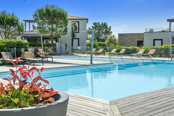 pierre and vacances residence premium les villas de porto vecchio