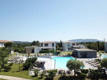 pierre and vacances residence premium les villas de porto vecchio
